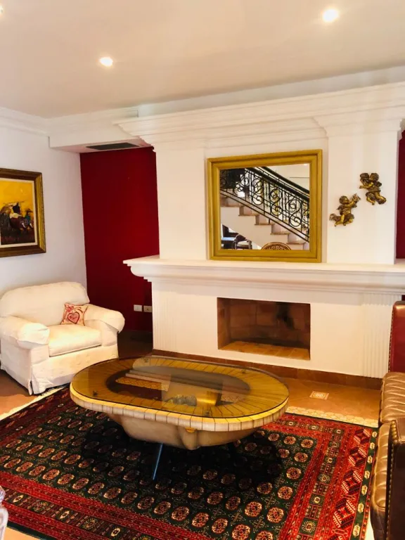 VENDO MAGNIFICA RESIDENCIA, NUEVA, ZONA COLEGIO LAS ALMENAS. — foto 2