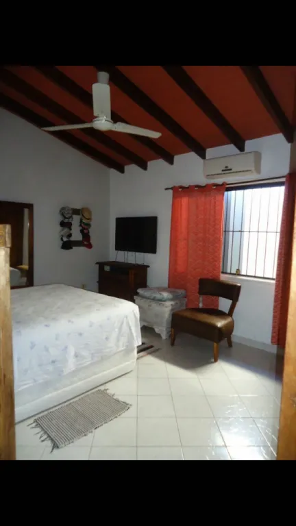 En VENTA Hermoso chalet en Lambaré. — foto 2