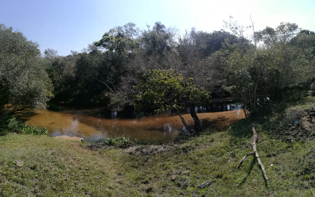 Vendo y financió terreno enfrente al arroyo yhaca! — foto 3