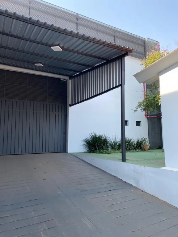 AVDA. ÑU GUAZÚ – BOTÁNICO: 500M2, IMPORTANTE DEPOSITO EMPRESARIAL C OFICINAS. — foto 3