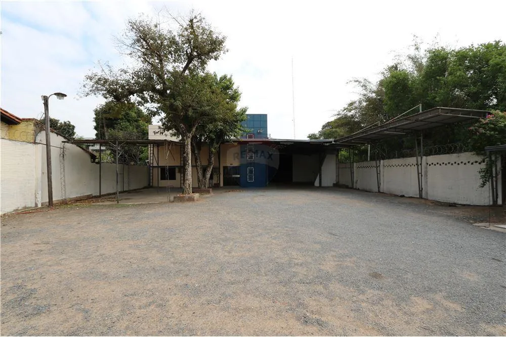 SMA. TRINIDAD – 1ER. PRESIDENTE: 600M2, DEPOSITO EMPRESARIAL + OFICINAS, GRAN PARKING. — foto 3