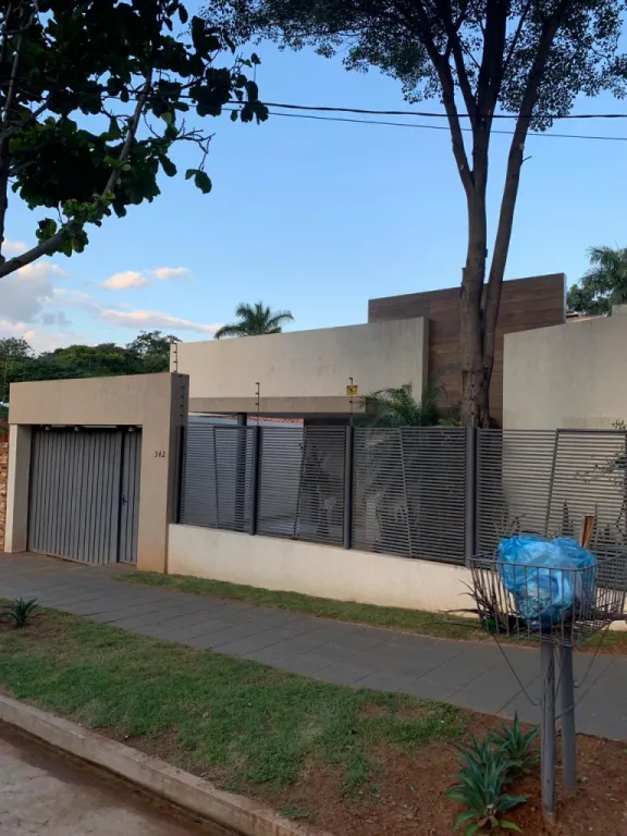 MBURUCUYÁ – SHOP. SOL: 426M2 – OFERTA TOTAL, 3 DORMITORIOS, GRAN JARDÍN, UBICACIÓN IDEAL — foto 2