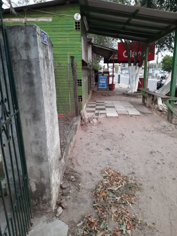 Vendo Casa en Villa Hayes sobre la avenida Laudo Hayes — foto 2