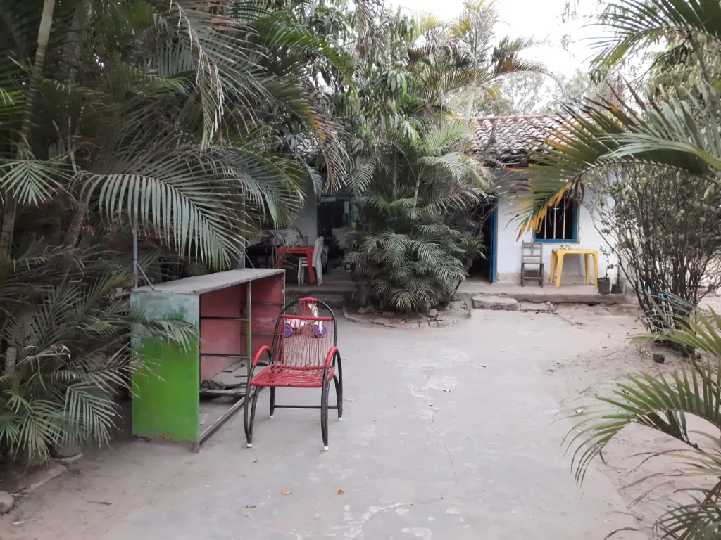 Vendo Casa en Villa Hayes sobre la avenida Laudo Hayes — foto 3