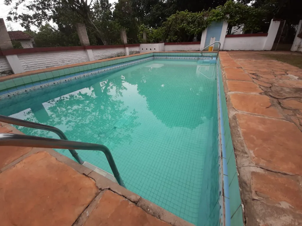 ALQUILO CASA EN PIRIBEBUY CON PISCINA A PASOS DEL CENTRO. — foto 2