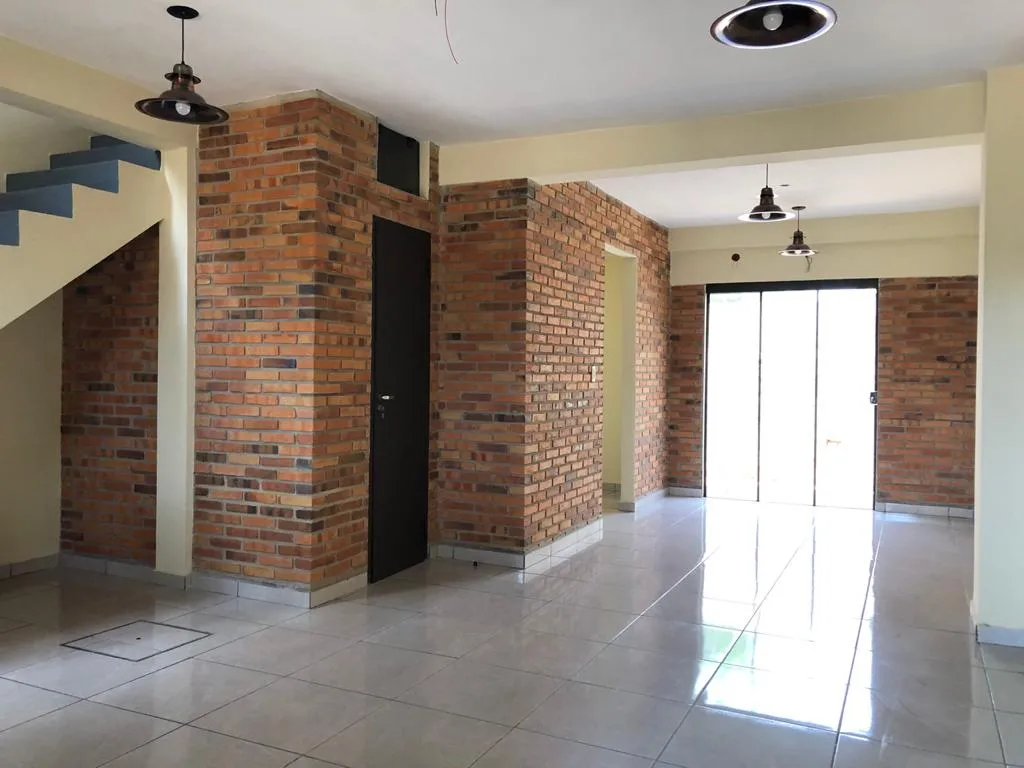 VENDO DUPLEX EN 4 MOJONES — foto 3