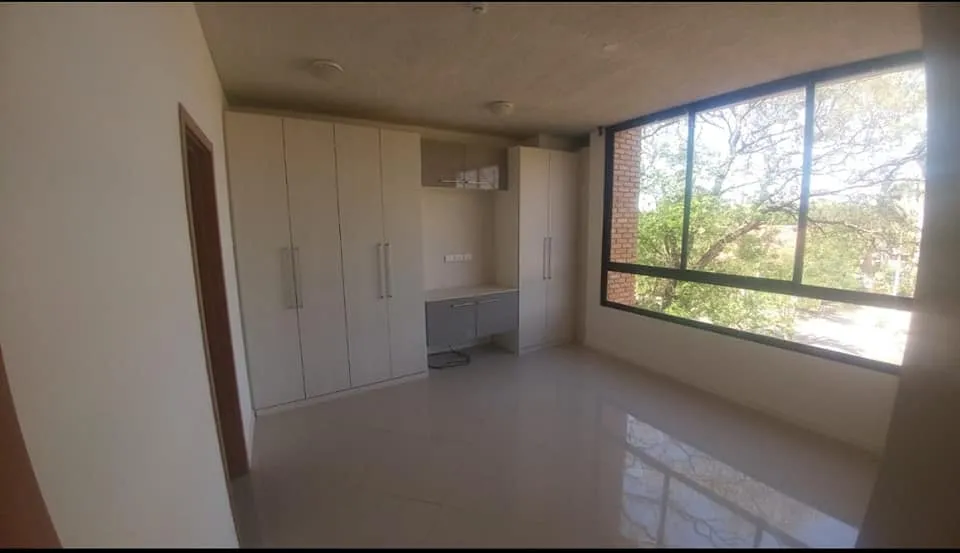 Vendo Hermoso Departamento Complejo Parque Perón — foto 3