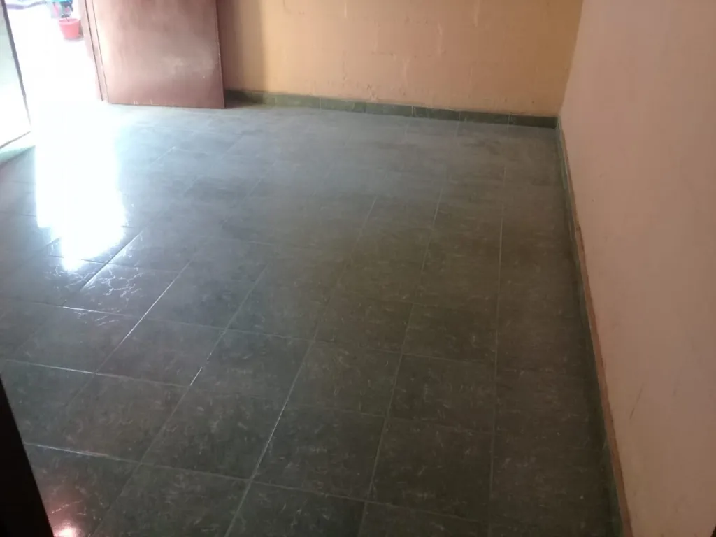Pieza en inquilinato en Luque — foto 3
