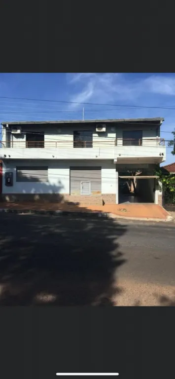 Vendo Casa con Salón Comercial Zona Stock Cacique Lambaré — foto 2
