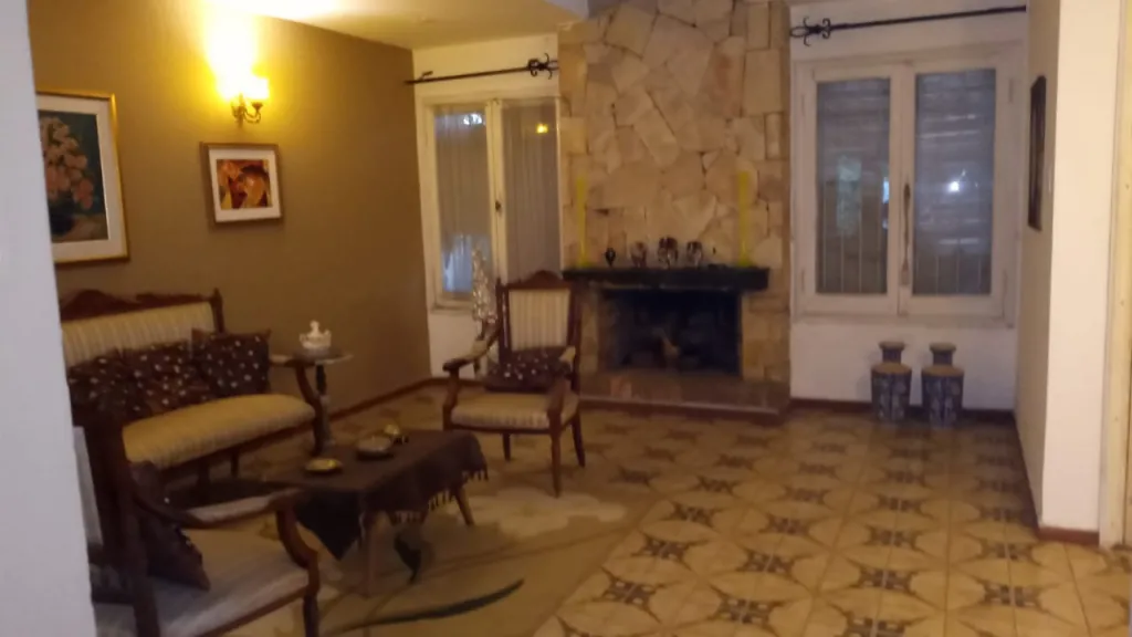 Bº MCAL. ESTIGARRIBIA OFERTAZA! ELEGANTE RESIDENCIA, MUY CONFORTABLE, 4 DORMIT, JARDÍN. — foto 2