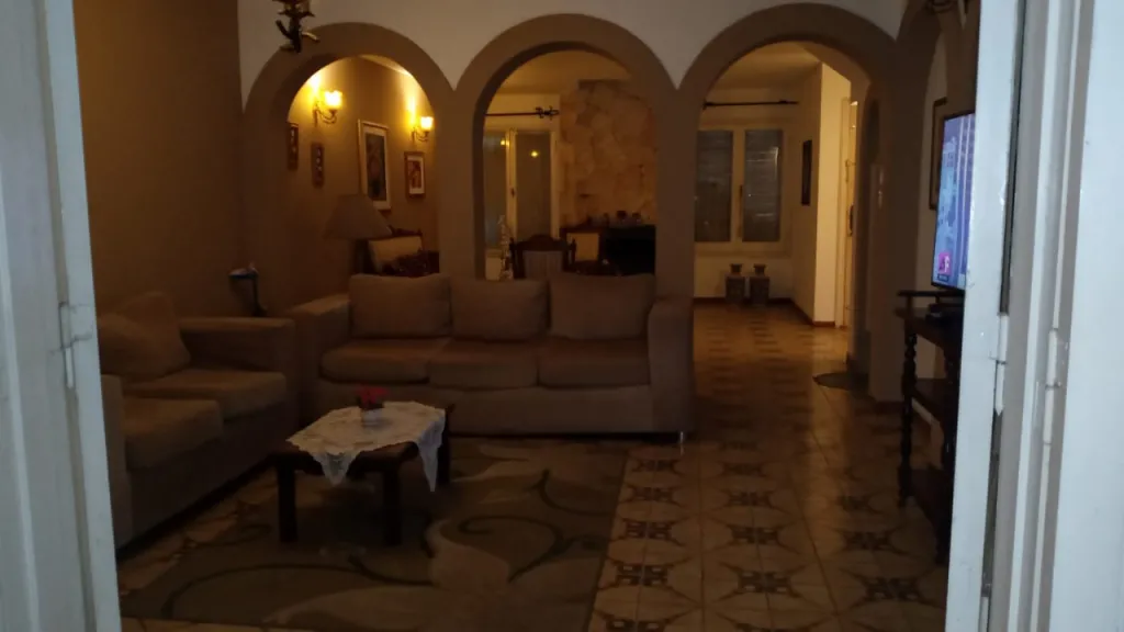 Bº MCAL. ESTIGARRIBIA OFERTAZA! ELEGANTE RESIDENCIA, MUY CONFORTABLE, 4 DORMIT, JARDÍN. — foto 3