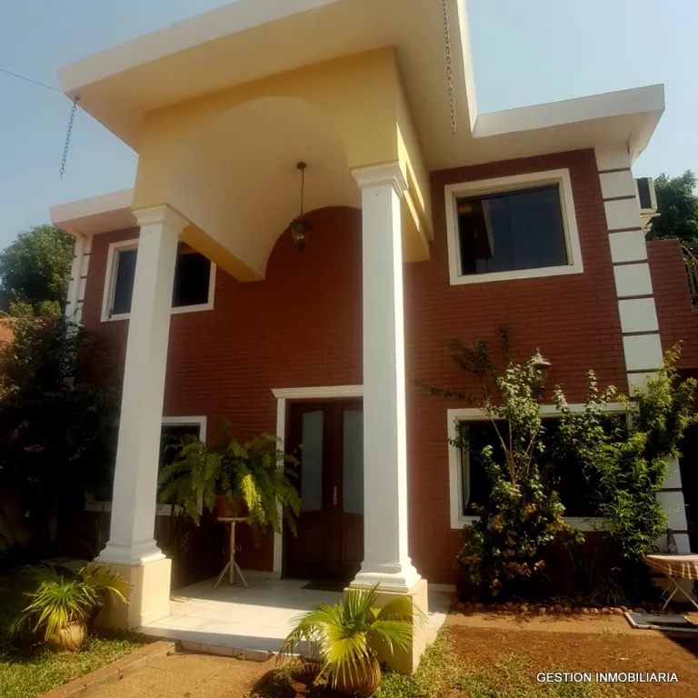 ASUNCIÓN - VENDO AMPLIA CASA! — foto 2