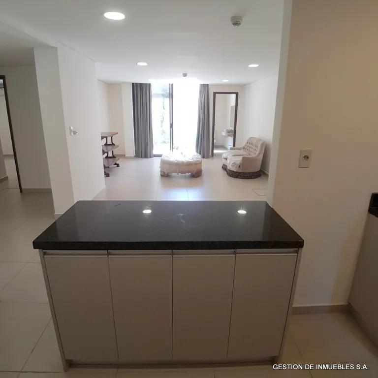 CENTRO – 2 AMBIENTES CON PATIO! — foto 2