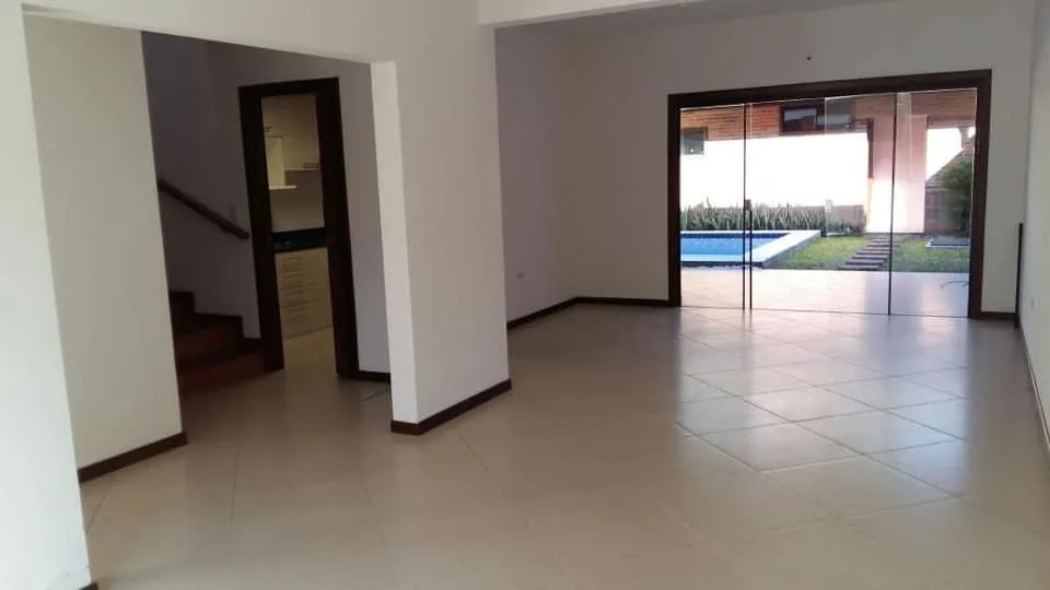 SEMINARIO CLUB CENTENARIO: DUPLEX EN OFERTA, 3 DORMITORIOS, AMBIENTES CLIMATIZADOS. — foto 3