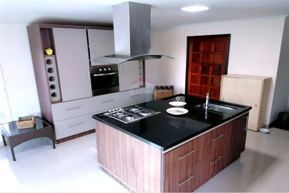 Casa de lujo en venta en zona residencial de Obligado - Itapua — foto 3