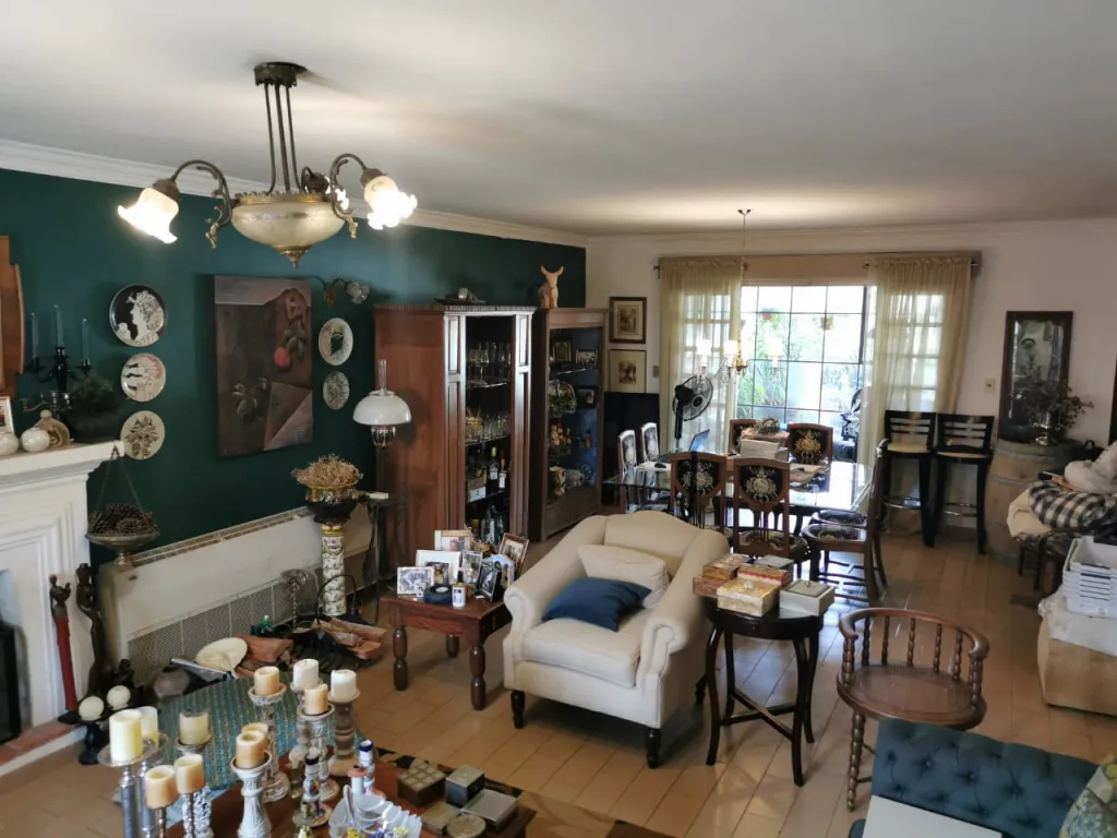 VENDO HERMOSA RESIDENCIA ESTILO CALIFORNIANO EN LA EXCLUSIVA ZONA LAS LOMAS DE CARMELITAS — foto 3