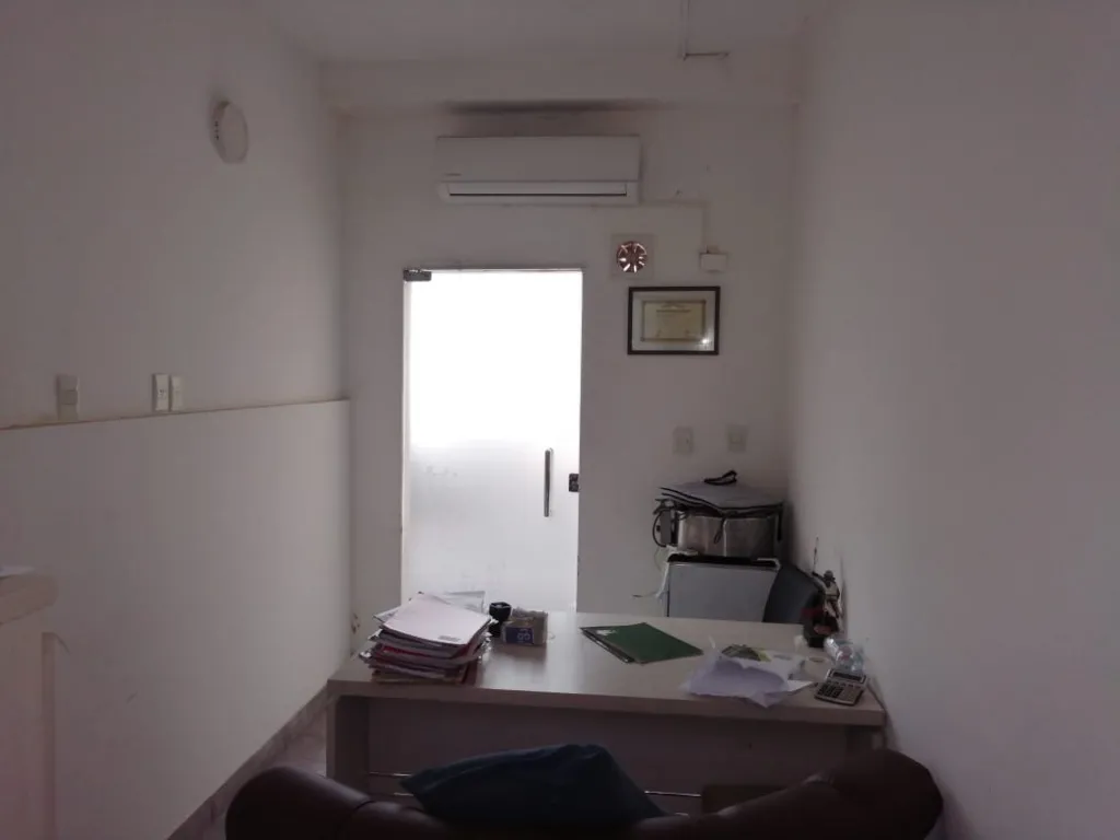 Propiedad para oficinas sobre Guido Spano — foto 3