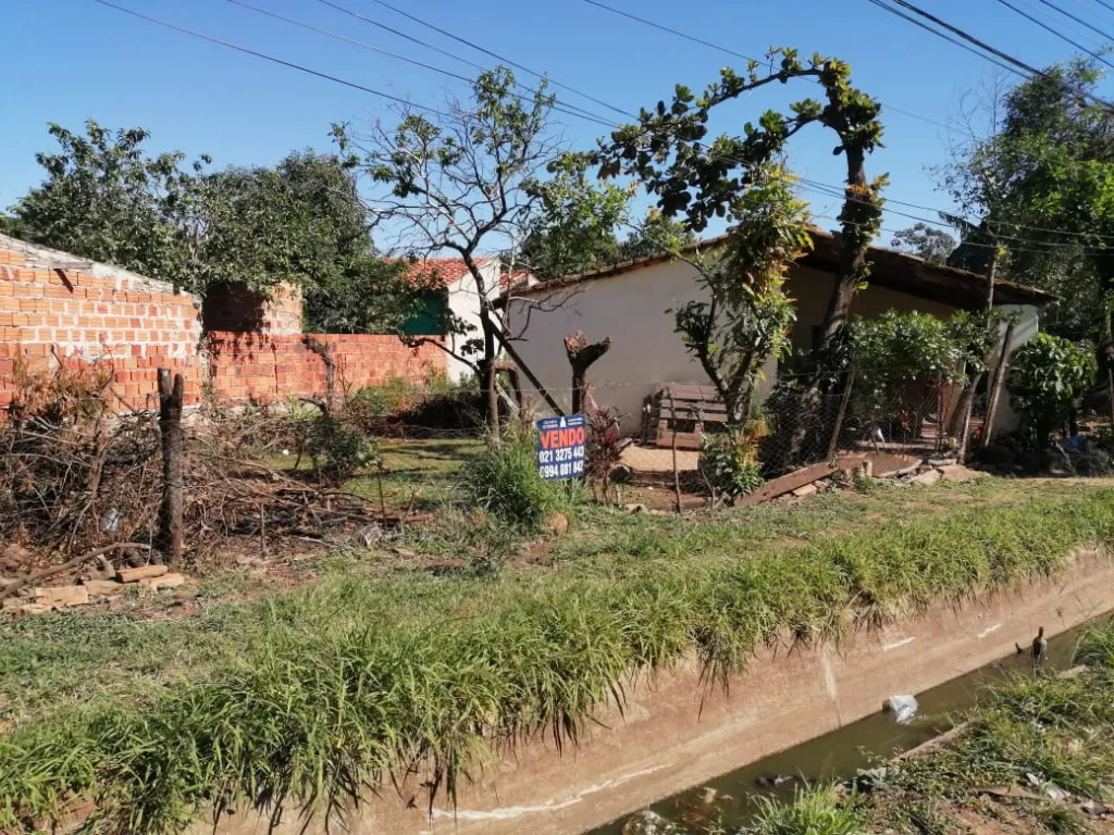 Terreno de 682m2 en Luque — foto 3
