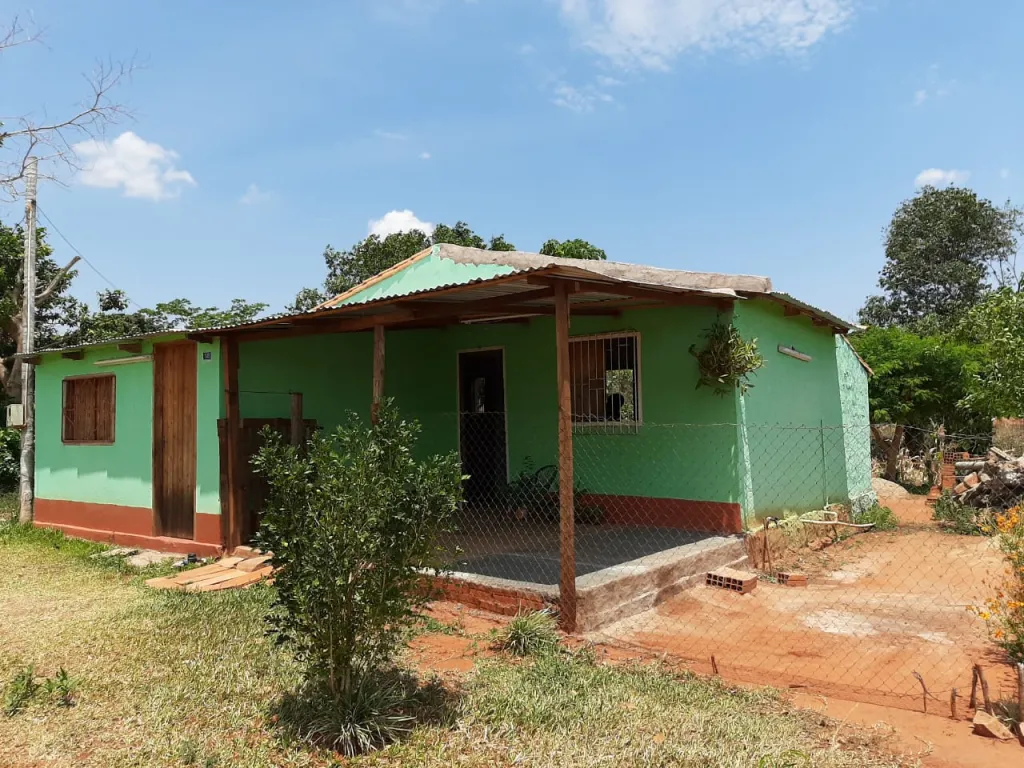 A LA VENTA CHALET EN YPANE - ALTOS DE YPANE — foto 2