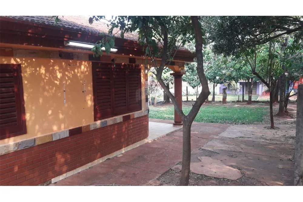 EN OFERTA ESTA CASA EN EL BARRIO SAN PEDRO DE ENCARNACIÓN — foto 2