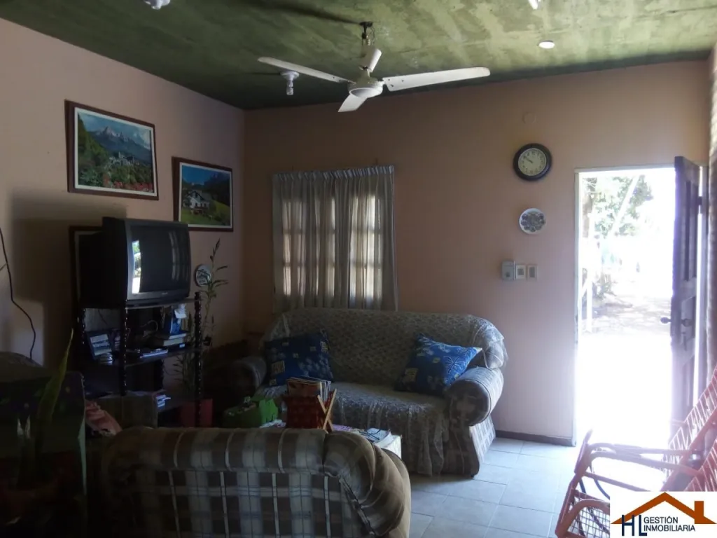 VENDO HERMOSA y AMPLIA CASA EN YPACARAI — foto 3