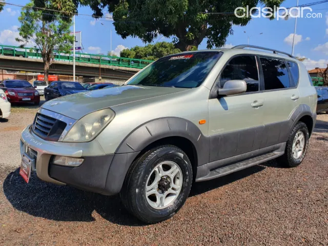 Ssangyong Rexton 2003 — foto 3