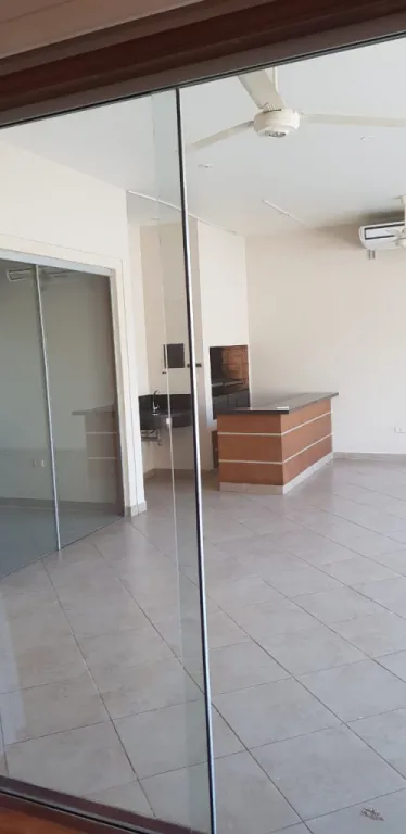 MBURUCUYA LA PIEDAD: SOFISTICADA RESIDENCIA LOFT, IMPECABLE ESTADO, 3 SUITES, JARDÍN. — foto 3