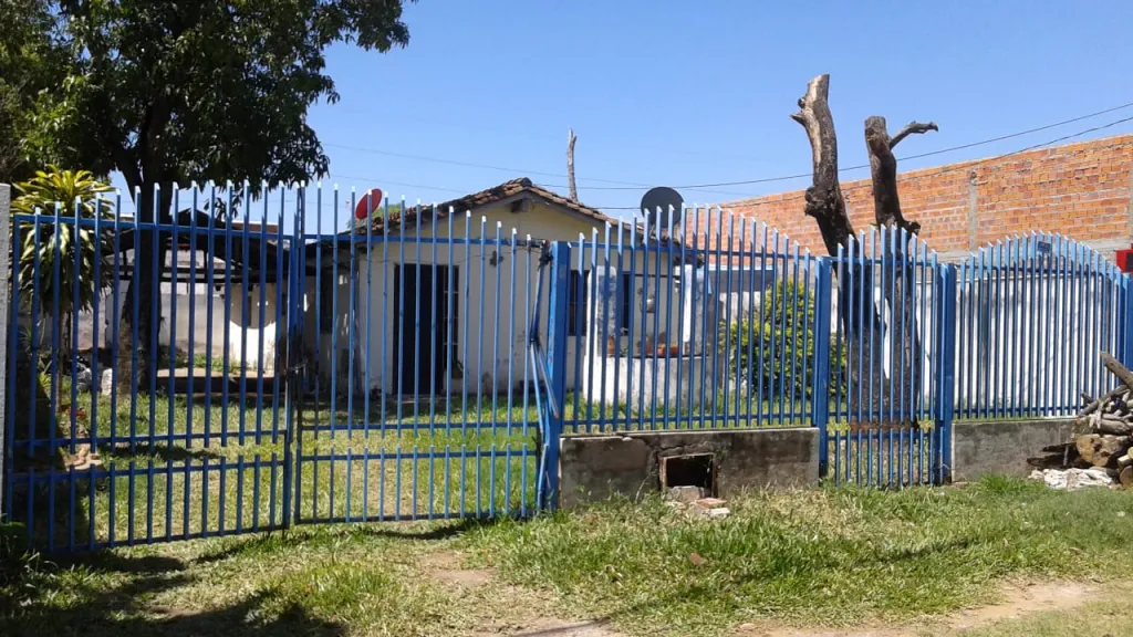 Terreno con casa a demoler en santa teresa — foto 3