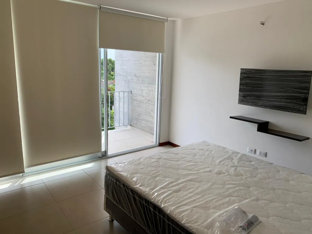Se Alquila hermoso Monoambiente AMOBLADO. — foto 2