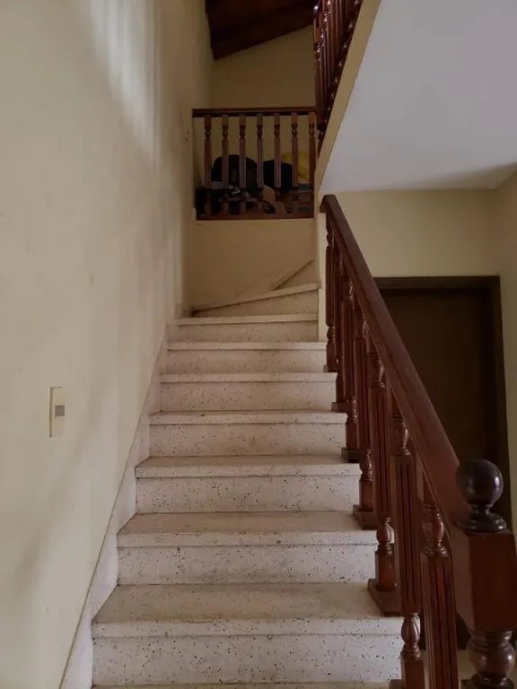 VENDO RESIDENCIA EN BARRIO VIRGEN DEL HUERTO — foto 2