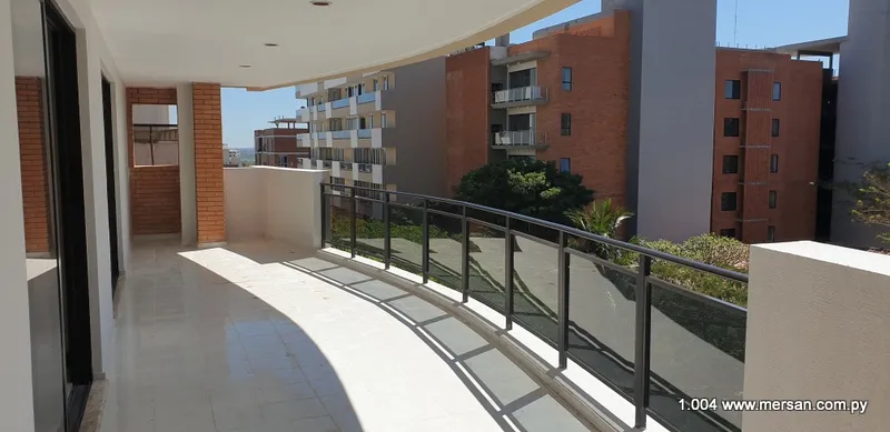 VENDO AMPLIO DEPARTAMENTO 3 SUITES - B° LAS MERCEDES (CÓD. 1004) — foto 3