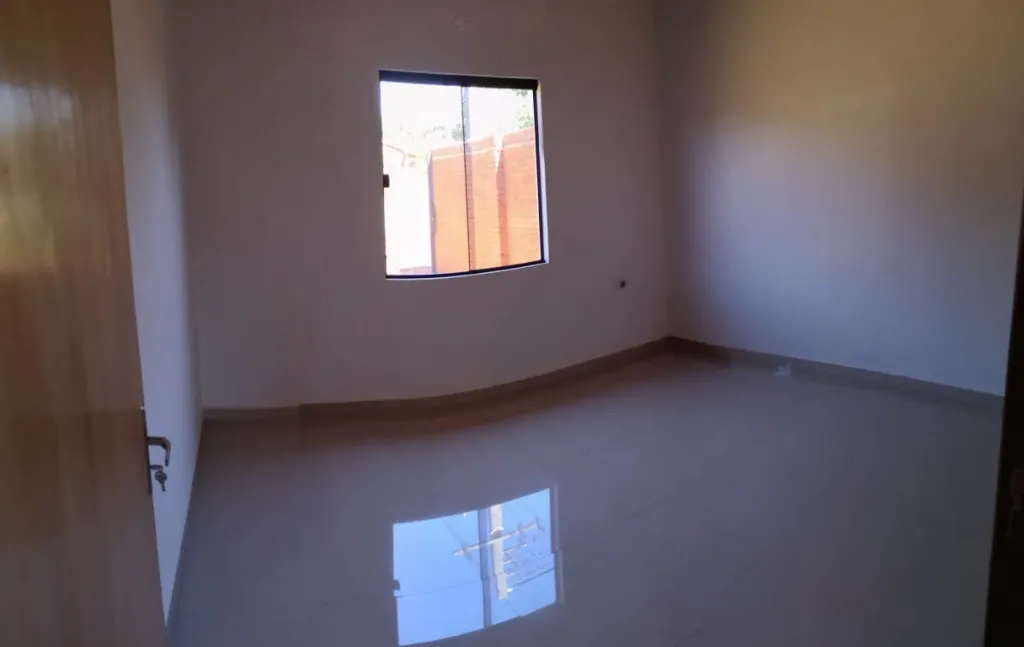 VENDO CASA A ESTRENAR EN LAURELTY-LUQUE..!! — foto 2
