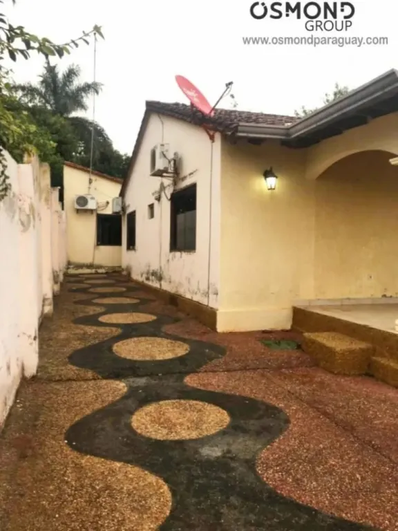 HERMOSA CASA EN LA CIUDAD DE LUQUE!! — foto 2
