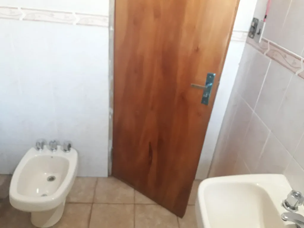 ALQUILO CASA EN CIUDAD DE SAN ANTONIO — foto 2