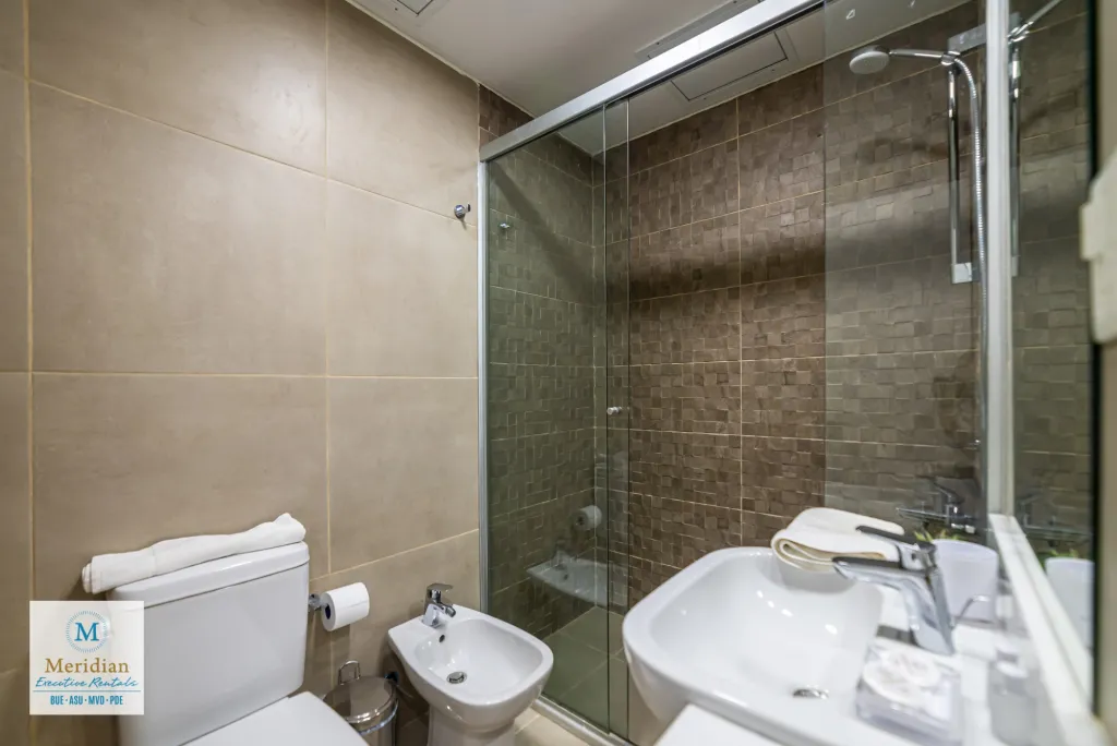Exclusivo departamento totalmente equipado a pasos de Paseo La Galería — foto 2