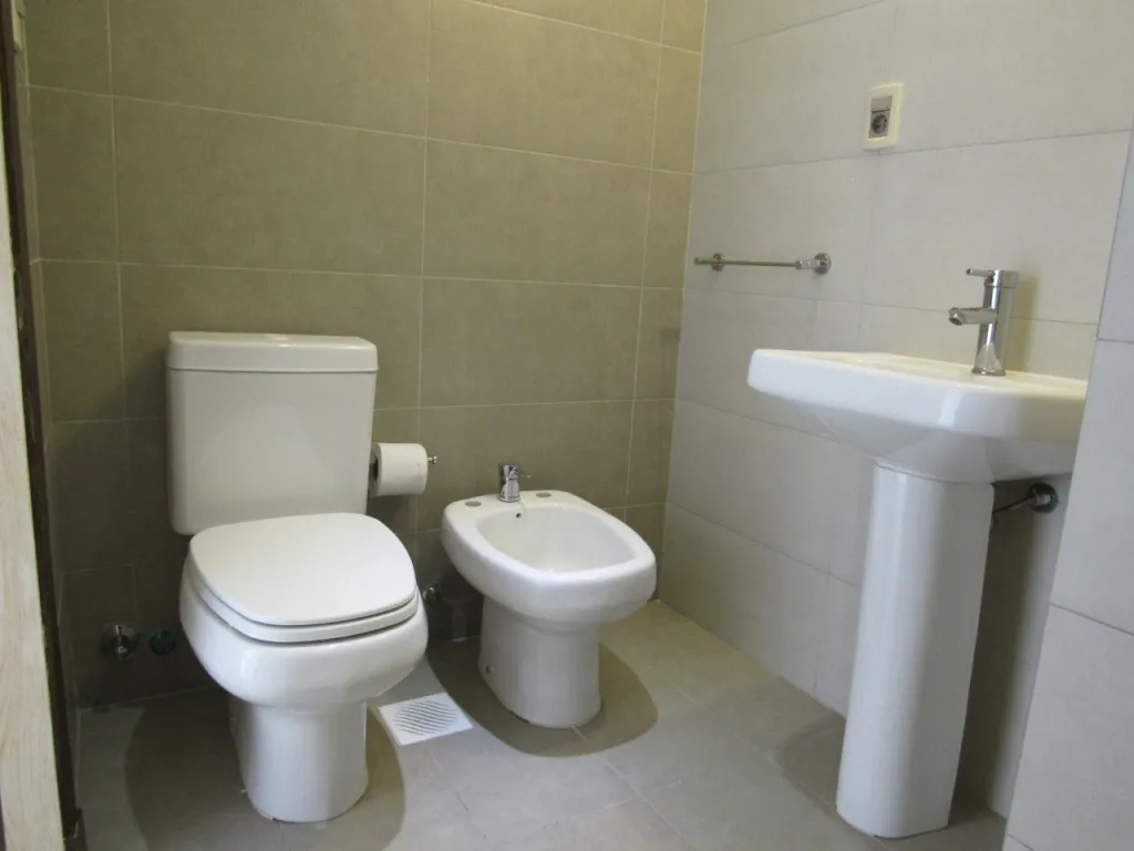 Lindo Monoambiente en el Centro con Piscina y cochera por solo 2 millones mensuales — foto 3
