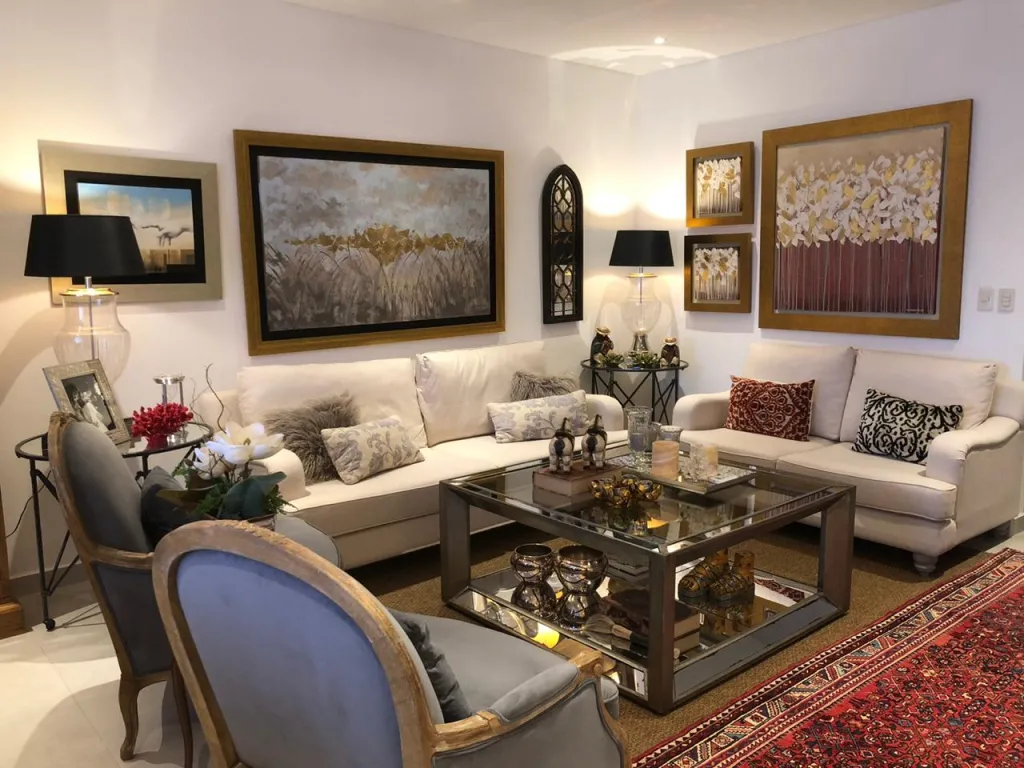 Bº LAS MERCEDES: ELEGANTE DÚPLEX, FINAMENTE AMOBLADO, 2 DORMITORIOS, 1.300 USD. — foto 2