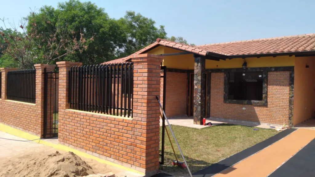 VENDO HERMOSA CASA A ESTRENAR EN ÑEMBY LA LOMITA. — foto 2