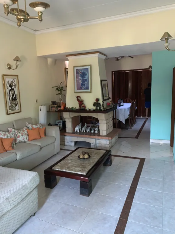 Se vende hermosa casa de lujo en Asunción de dos niveles — foto 2