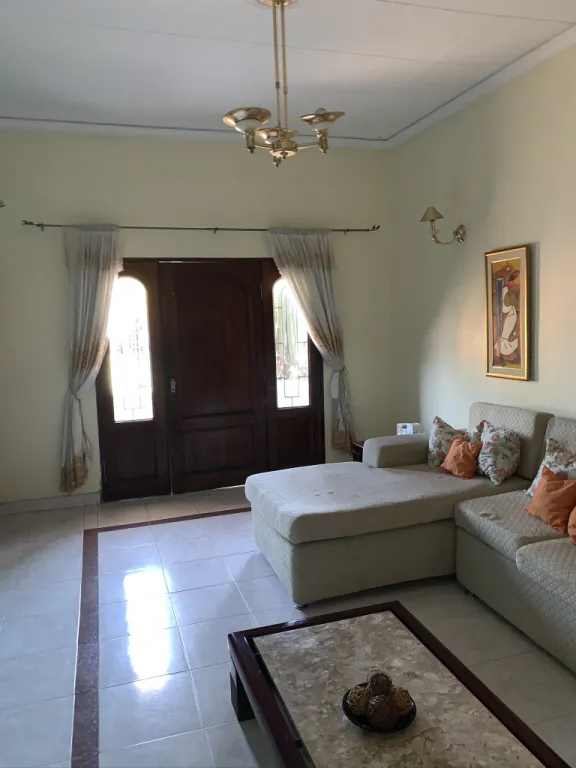 Se vende hermosa casa de lujo en Asunción de dos niveles — foto 3