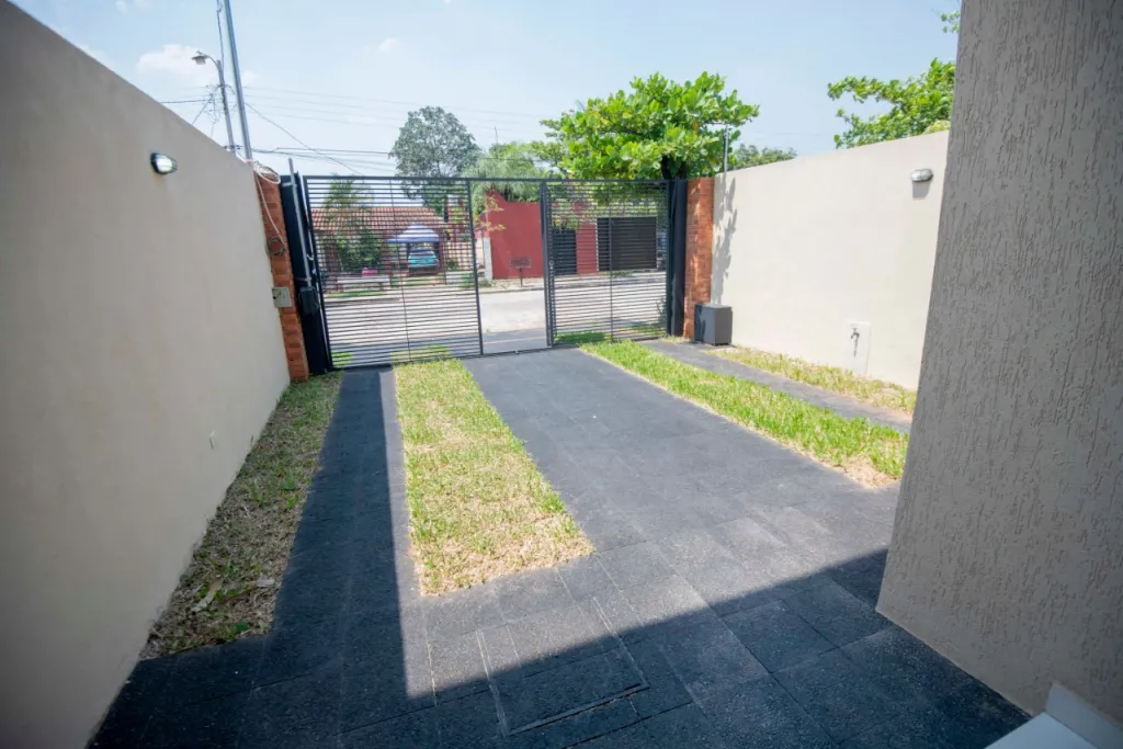 DUPLEX A ESTRENAR - MARIANO ROQUE ALONSO — foto 2