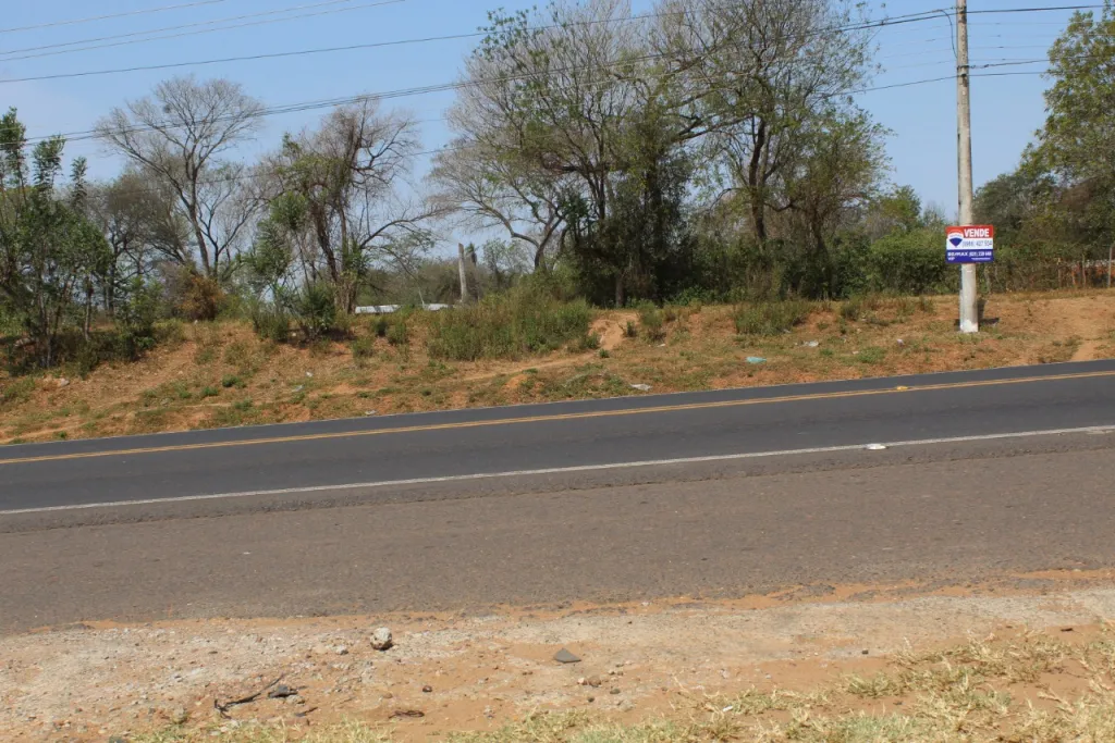 Vendo terreno en Limpio Ruta General Aquino — foto 3