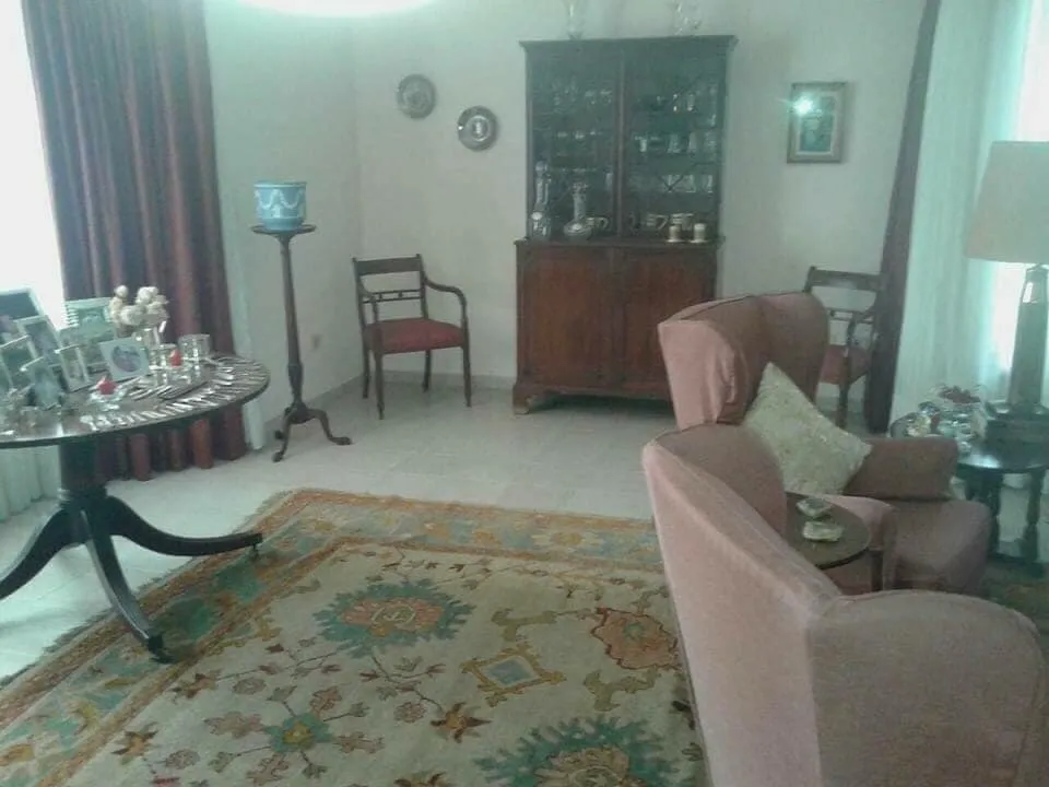 Vendo Residencia en Luque. Zona Rakiura- Leopardi. — foto 3