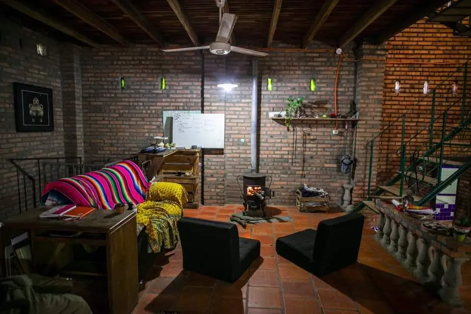 VENDO HERMOSA CASA RUSTICA EN AREGUA BARRIO SANTA LIBRADA COD 3279 — foto 2
