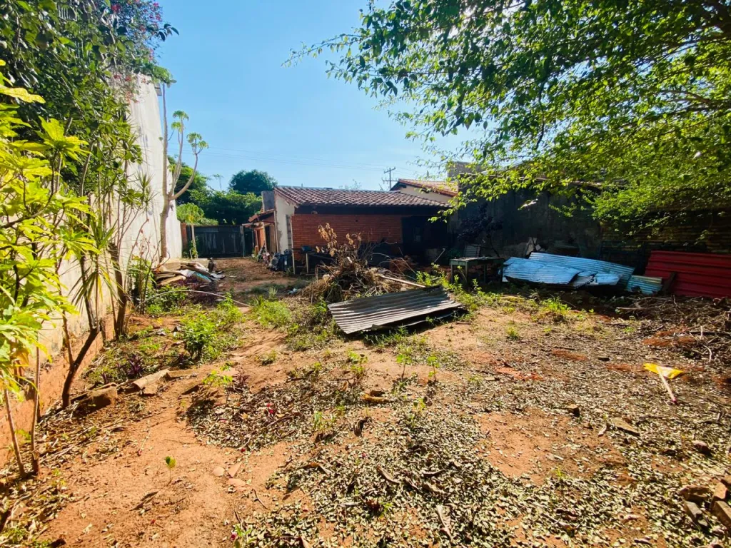 VENDO CASA A DEMOLER EN EL BARRIO SAN VICENTE — foto 3