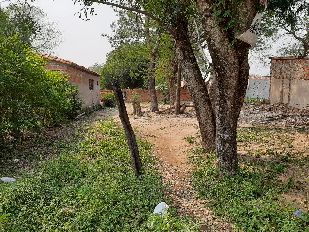 TERRENO EN LIMPIO-ZONA VILLA HUGUITO — foto 2