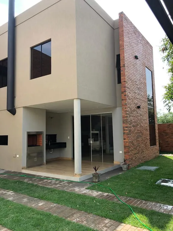 Vendo Hermoso Duplex a estrenar en Laurelty Luque — foto 2
