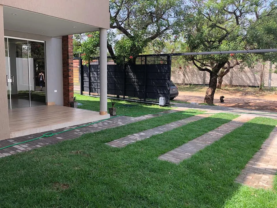 Vendo Hermoso Duplex a estrenar en Laurelty Luque — foto 3