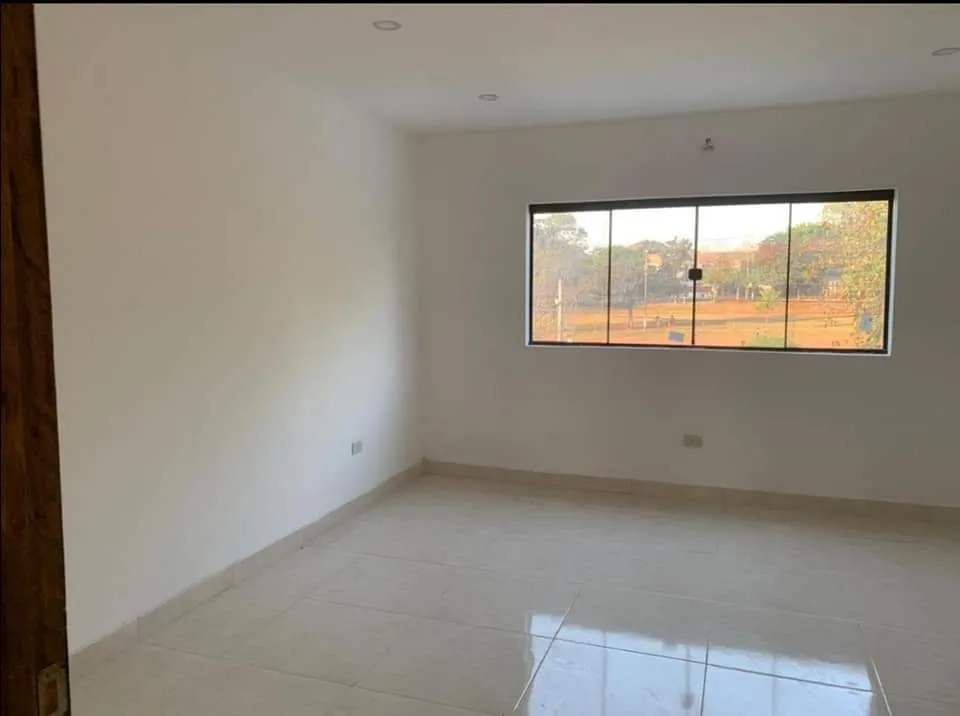 Vendo Hermoso Dúplex en Lambaré — foto 3
