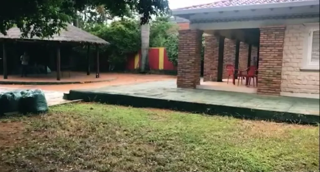Vendo tres terrenos juntos — foto 2
